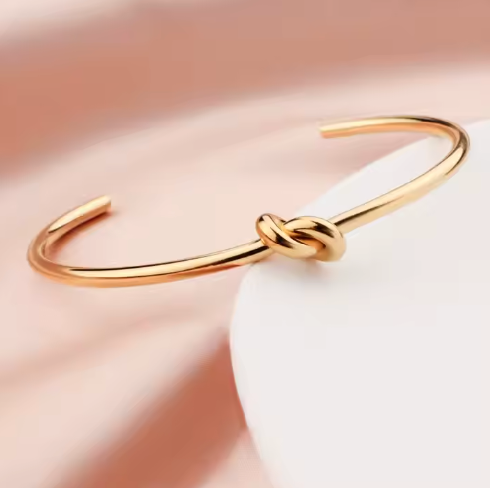 Knot Cuff