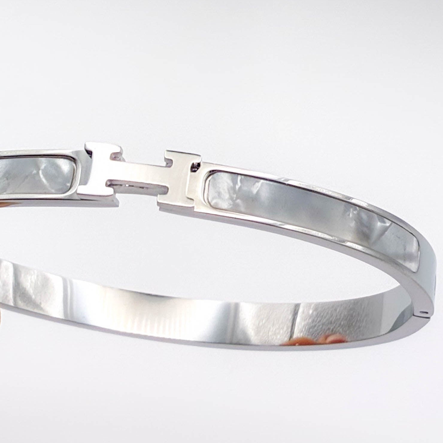 Halo Bangle
