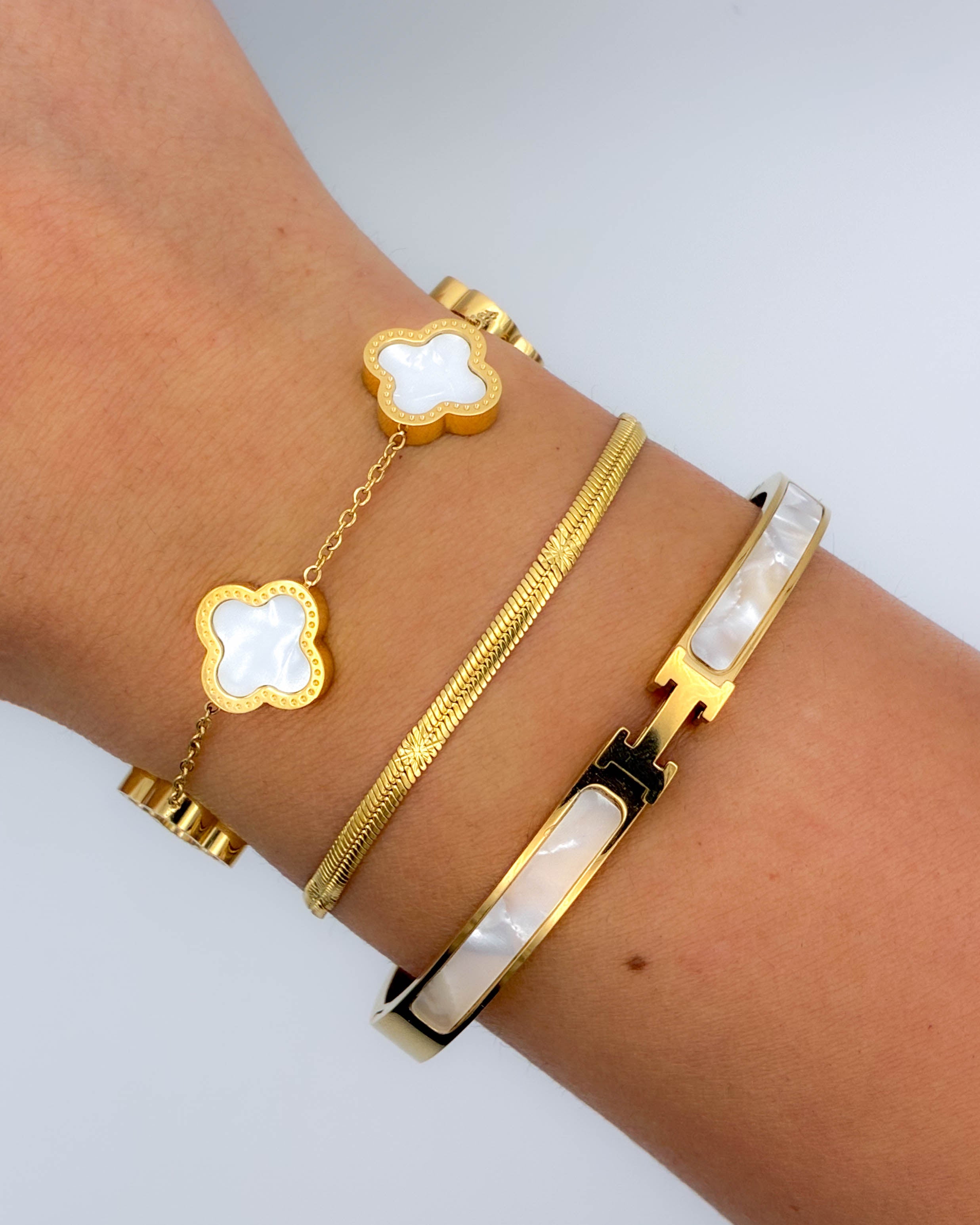Black & White Clover Bracelet