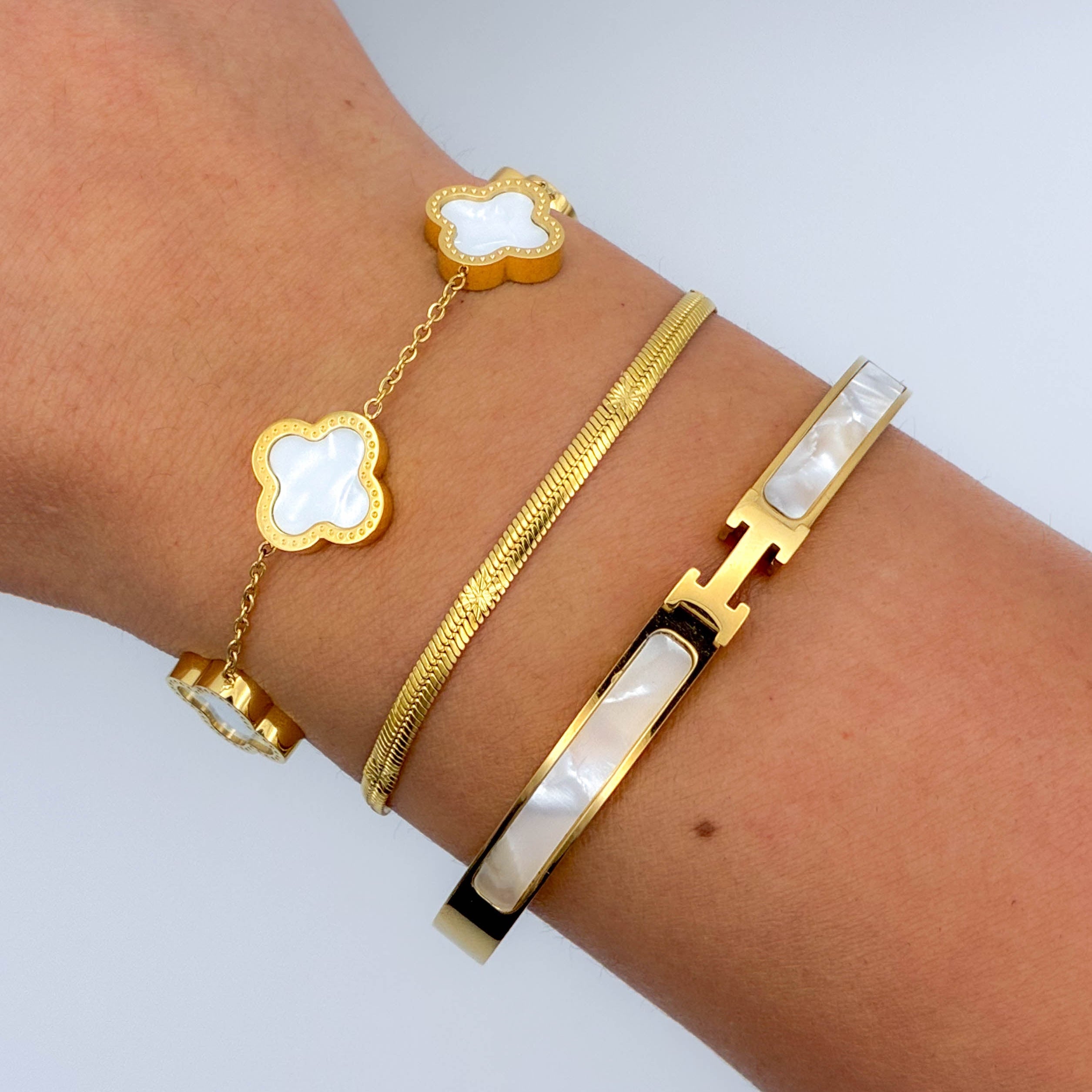Black & White Clover Bracelet
