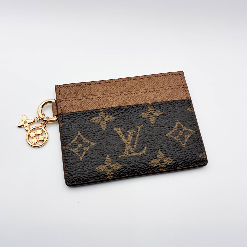 Signature Cardholder