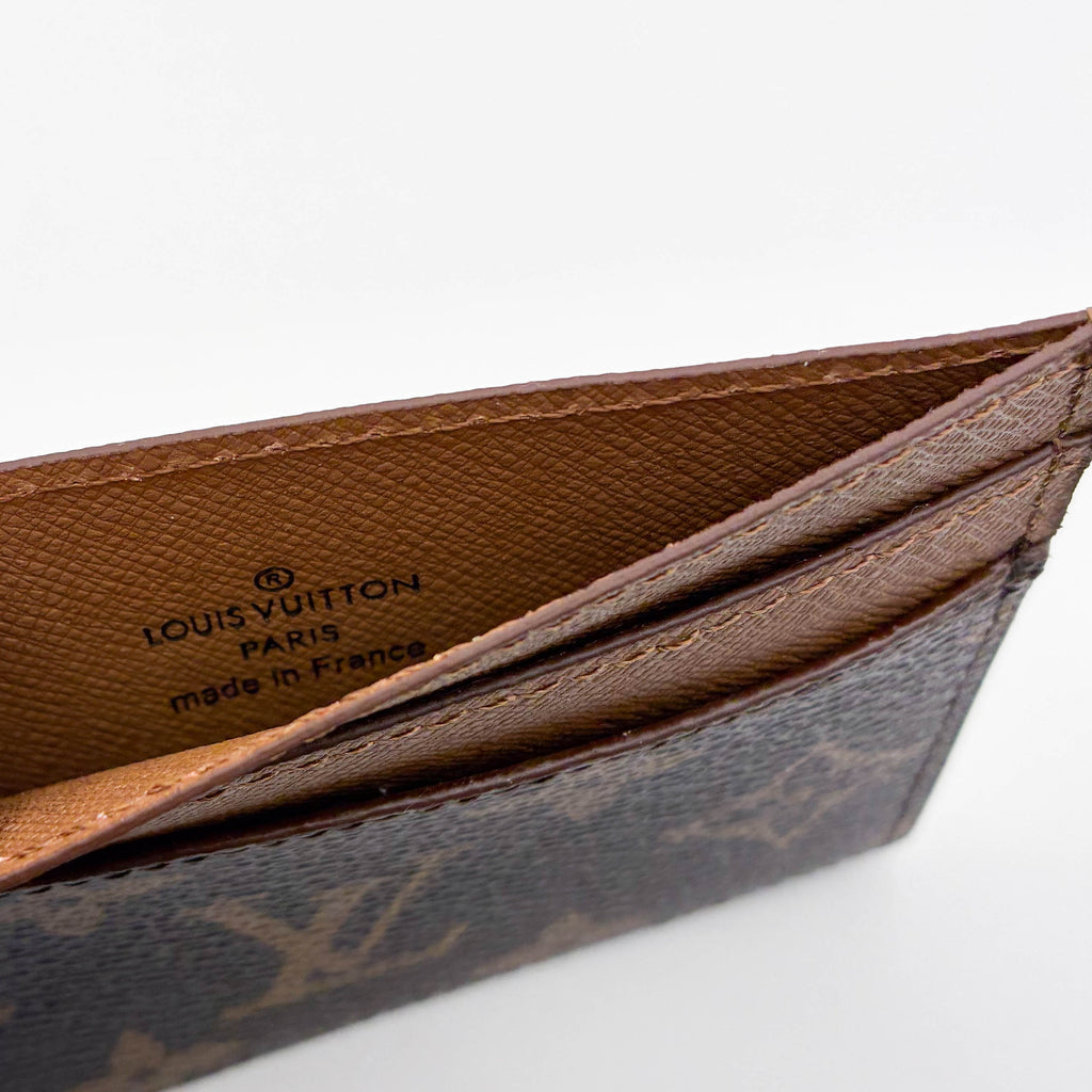 Signature Cardholder