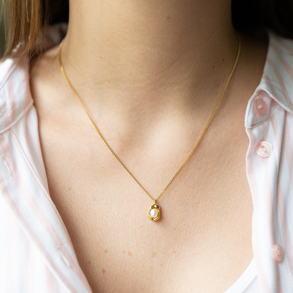 Reef Pearl Necklace (18k Gold Plated)