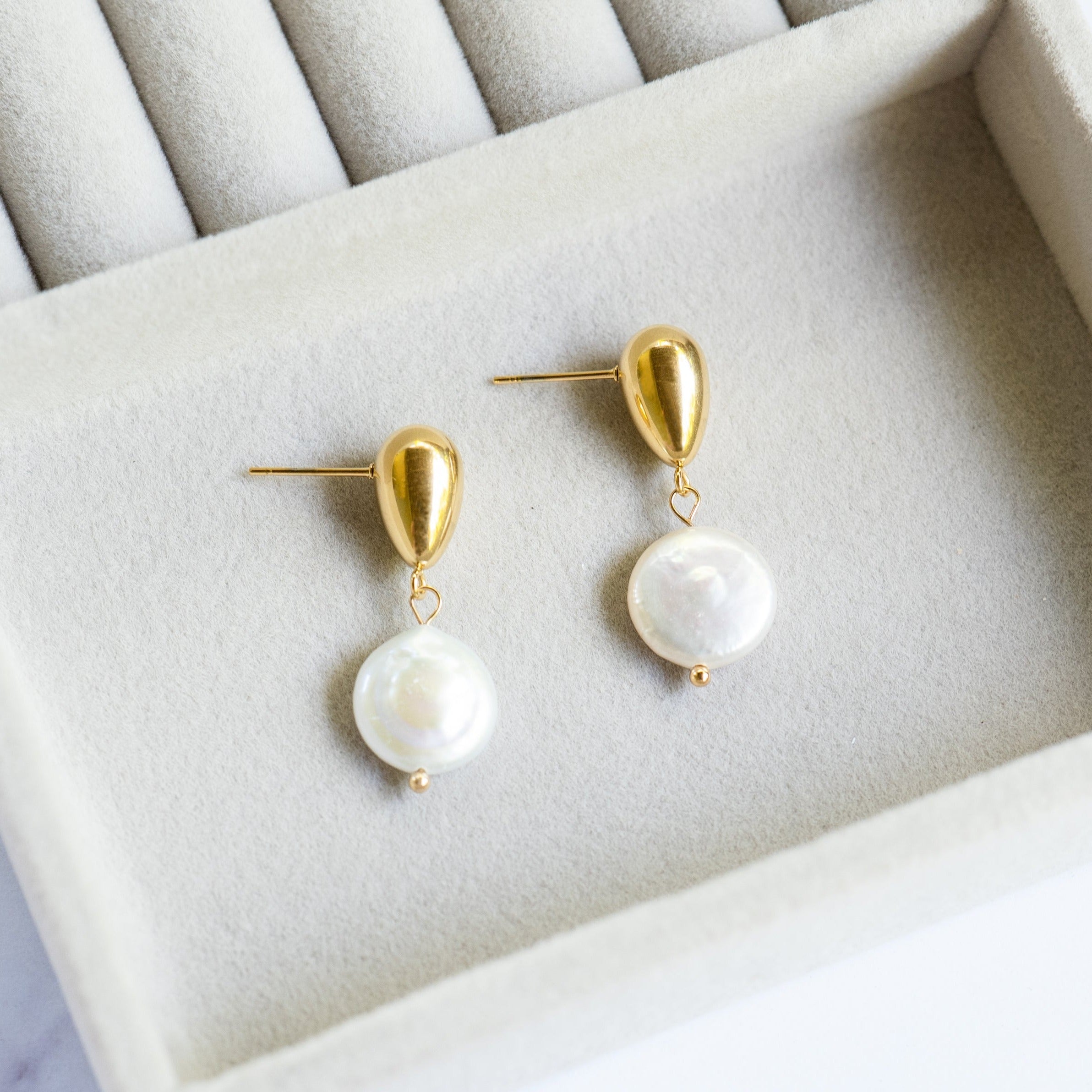 Roma Pearl Earrings